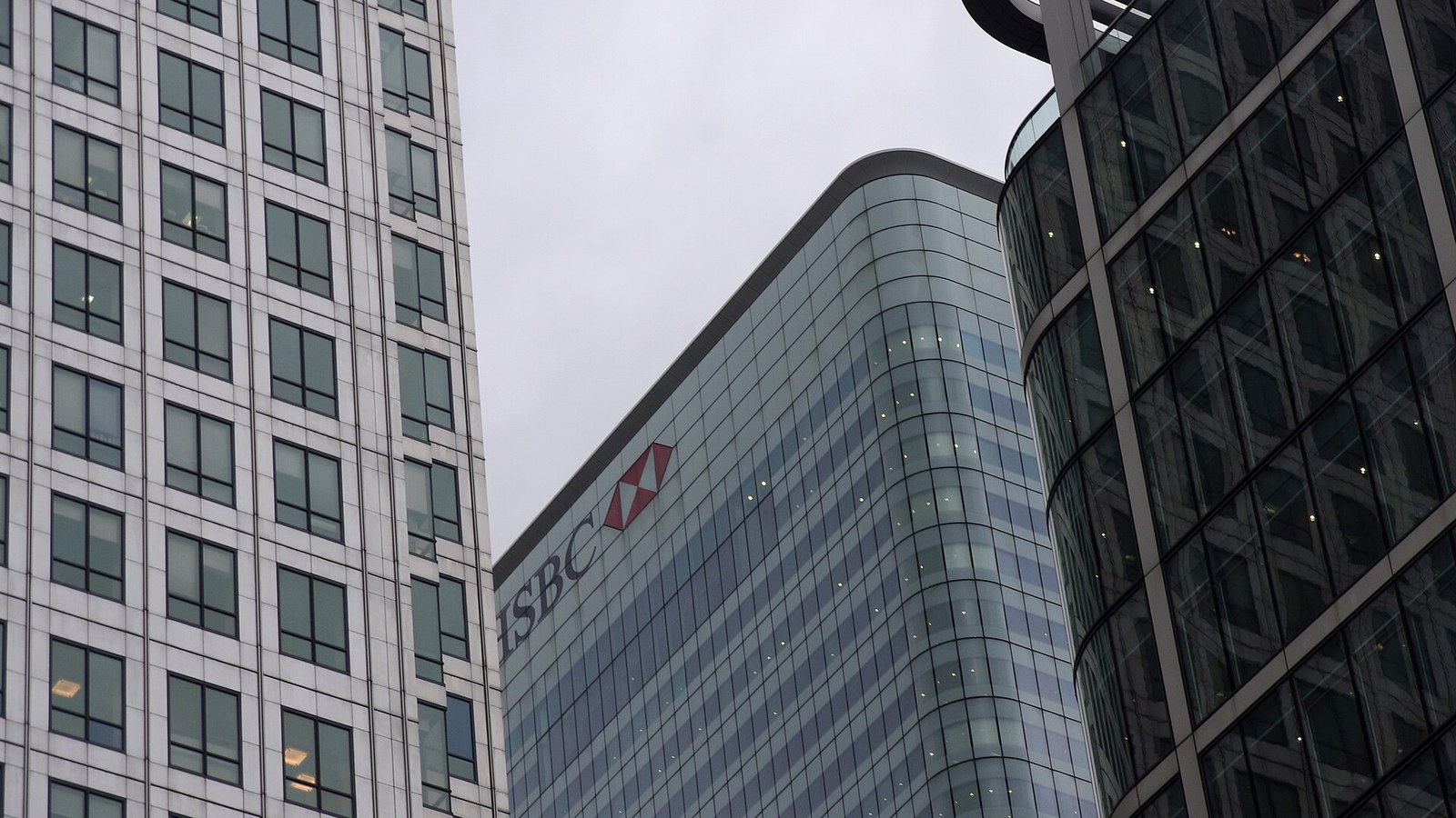 The HSBC tower among the skyscrapers of Canary Wharf, London
